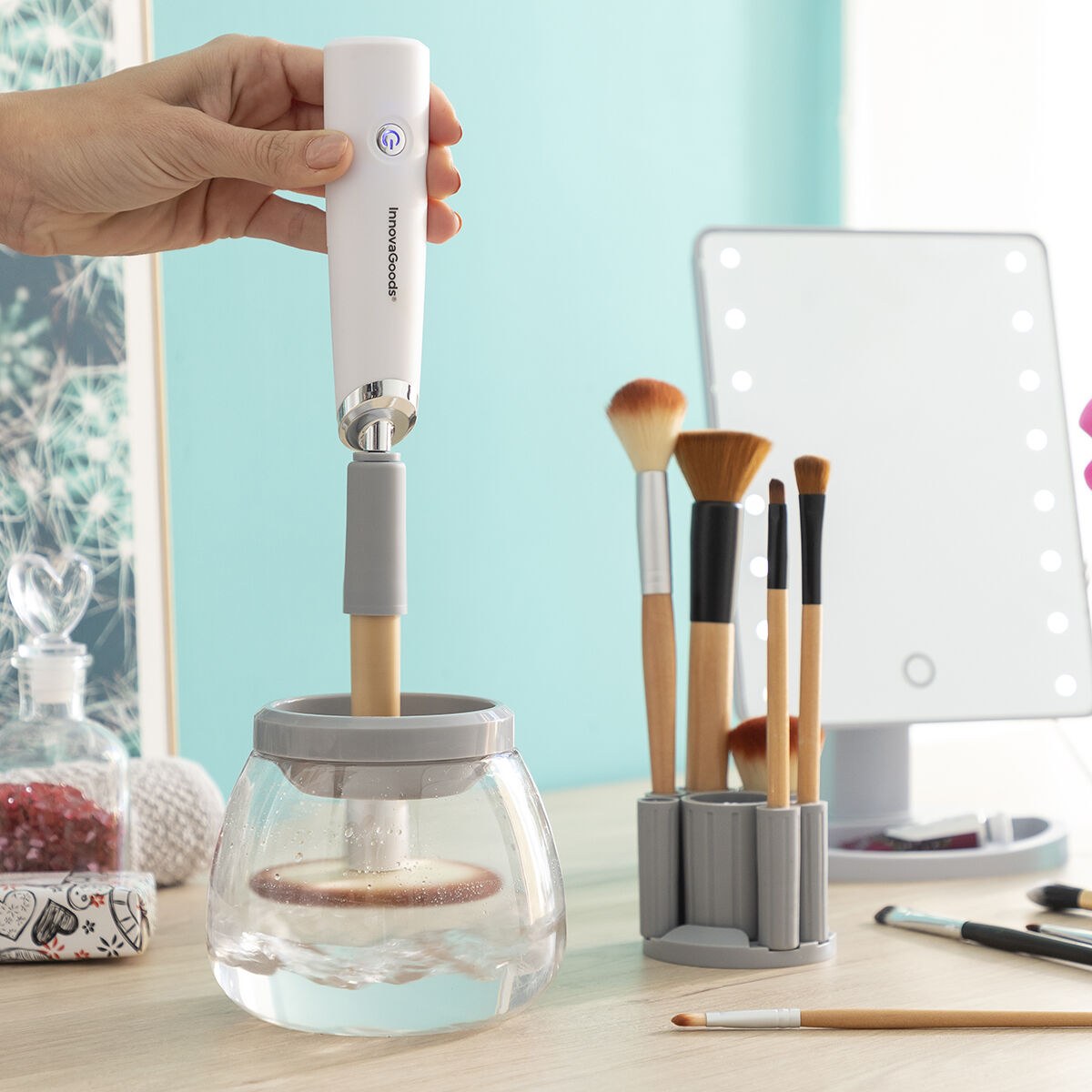 Automatic Make-up Brush Cleaner and Dryer Maklin