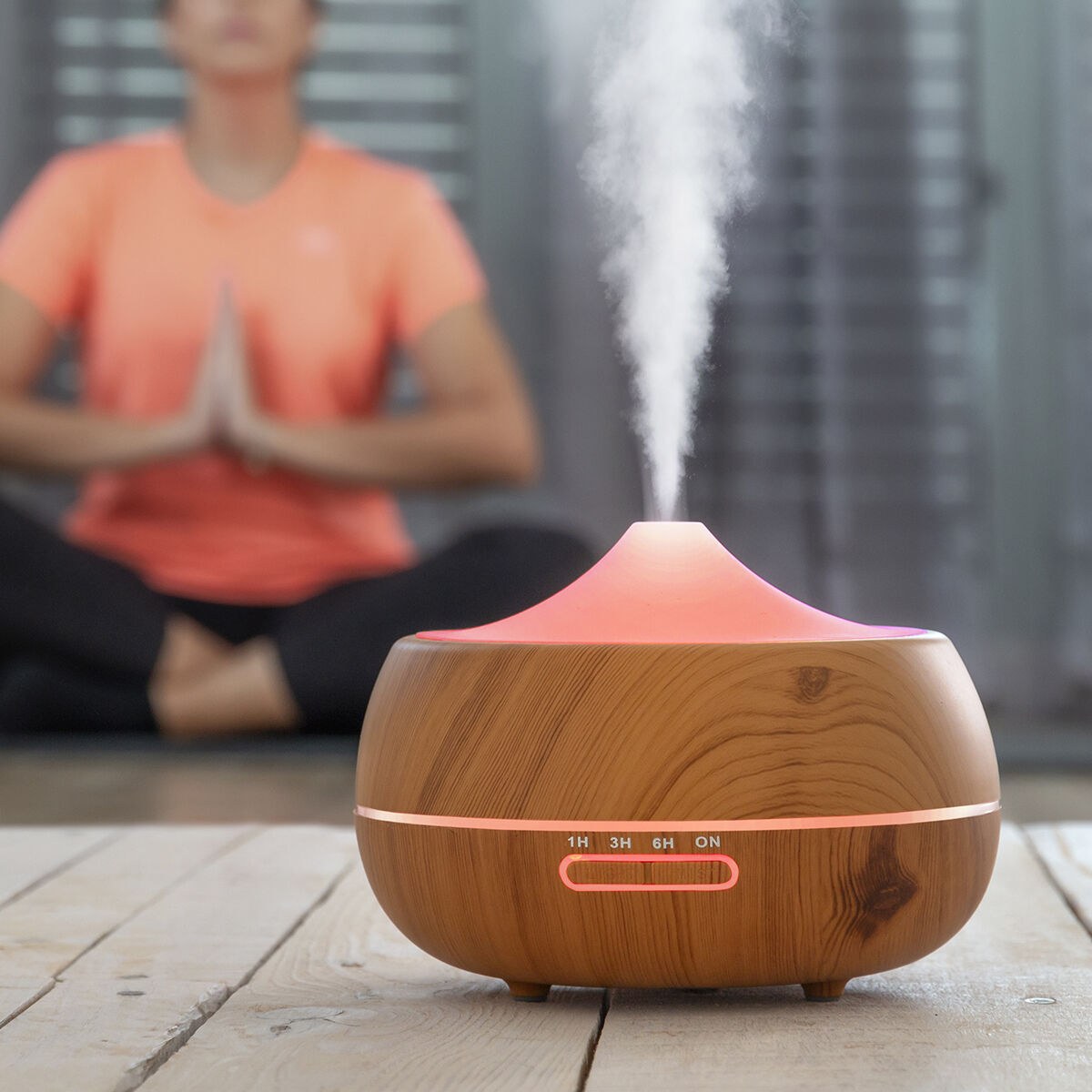 Увлажнитель с диффузором аромата и многоцветным светодиодом Wooden-Effect