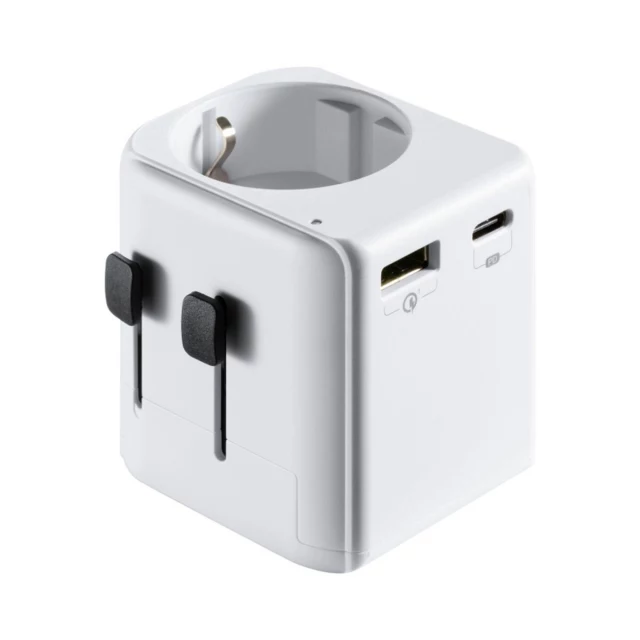 Universal Travel Power Adapter EW1472 White