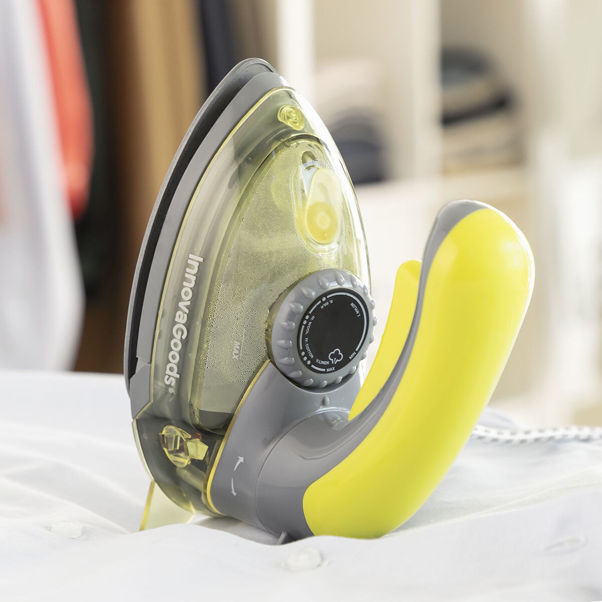 Mini Vertical and Horizontal 2-in-1 Steam Iron Velyron 800 W